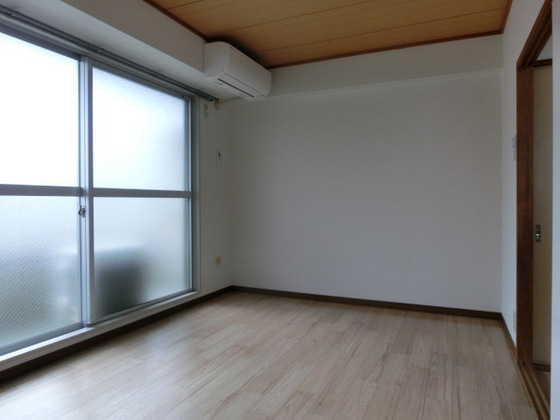 プレアール春日町