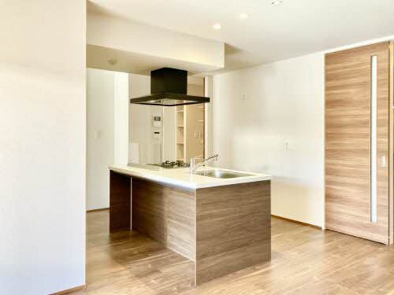 グランキューブ中井