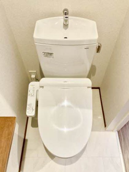 グランキューブ中井