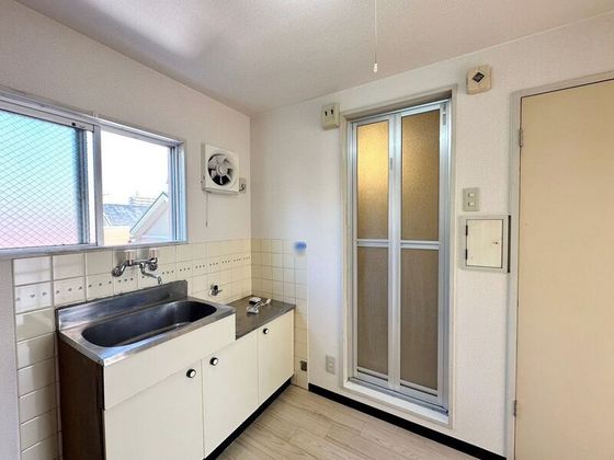 ラ・パルテール福富 壱番館