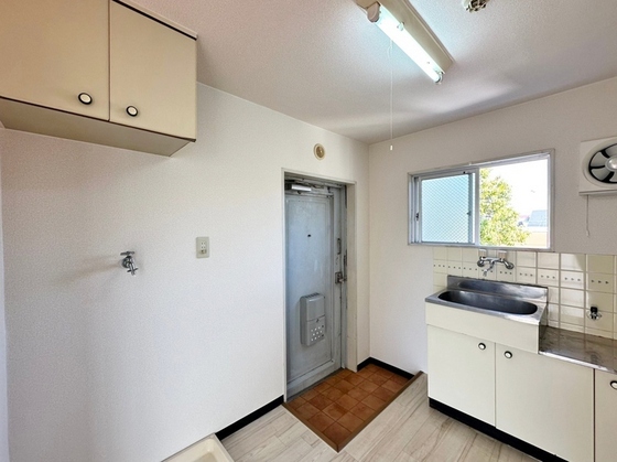 ラ・パルテール福富 壱番館