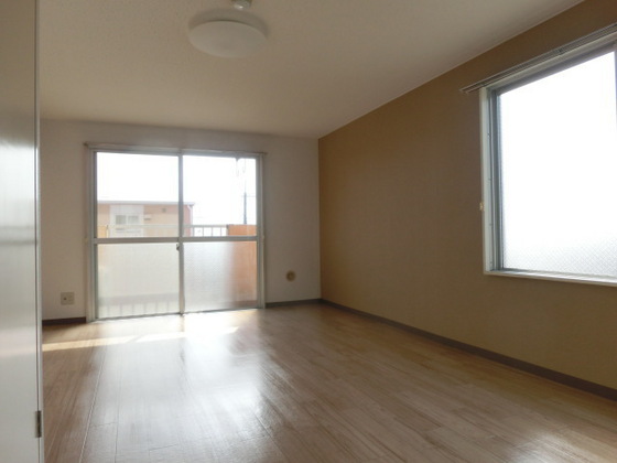 ラ・パルテール福富 壱番館