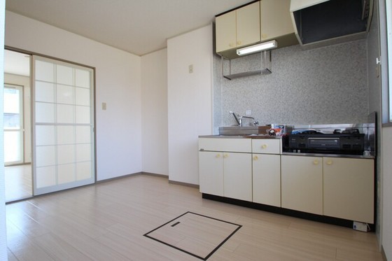 プレジール学南 B棟