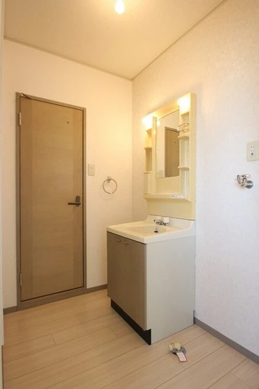 プレジール学南 B棟