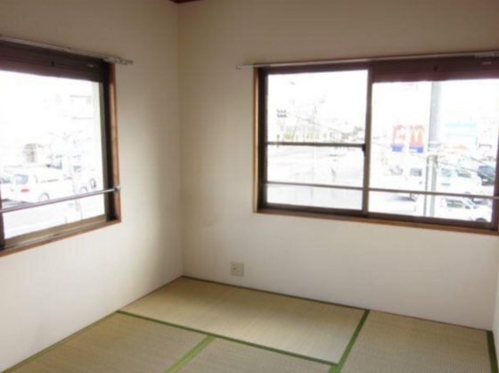 シャリテホサキ