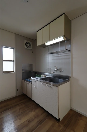 ドミール平野 A棟