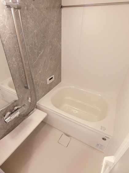 プレミア尾長西 A棟