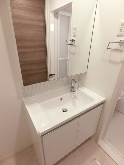 プレミア尾長西 A棟