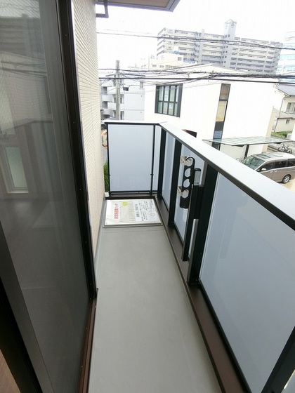 プレミア尾長西 A棟