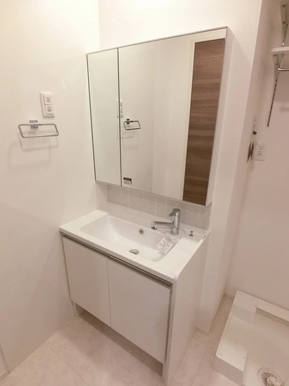 プレミア尾長西 B棟