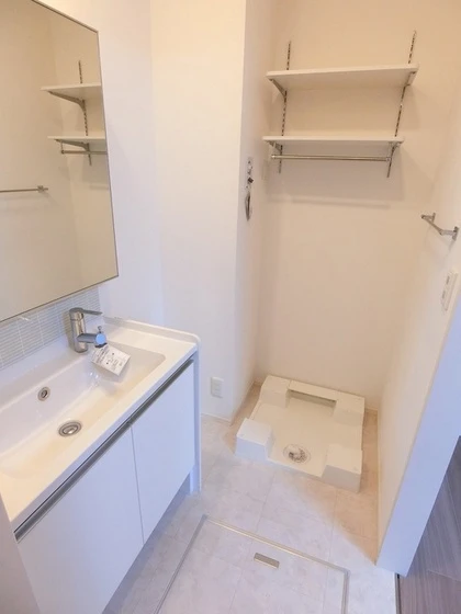 プレミア尾長西 B棟