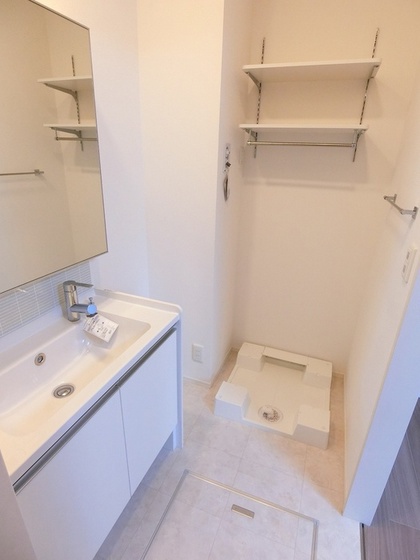 プレミア尾長西 B棟