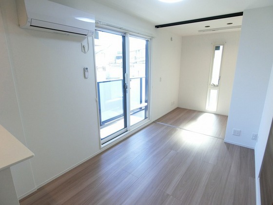 プレミア尾長西 B棟