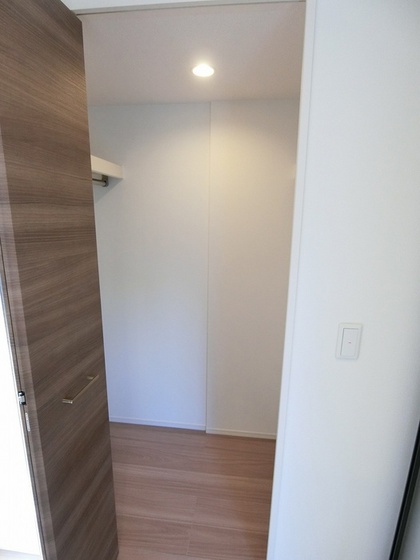 プレミア尾長西 B棟