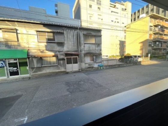 アビテ オヴェスト カンオン