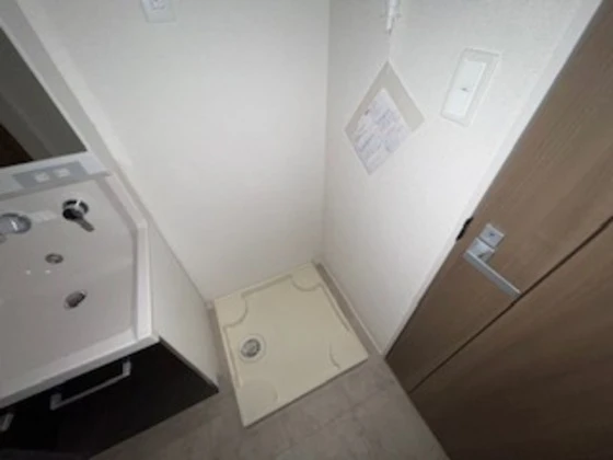 アビテ オヴェスト カンオン