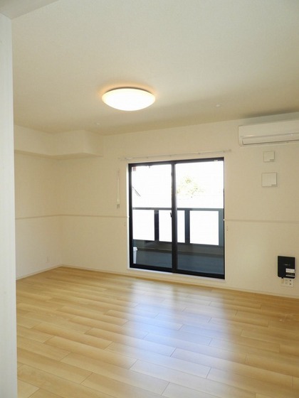 アビテ オヴェスト カンオン