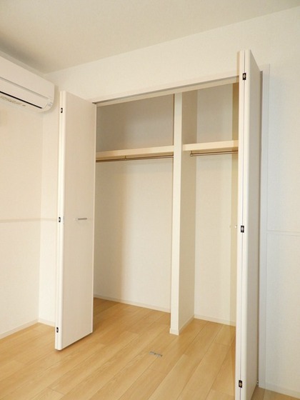 アビテ オヴェスト カンオン