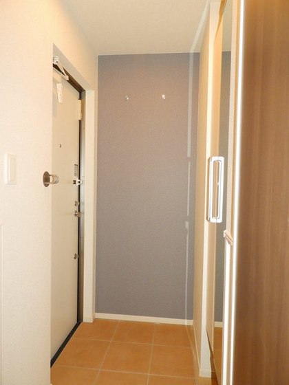 アビテ オヴェスト カンオン