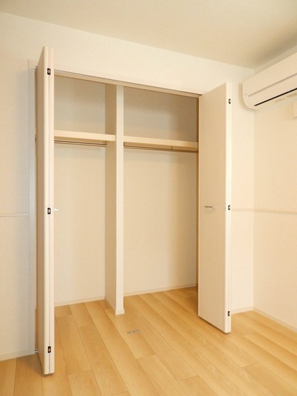 アビテ オヴェスト カンオン