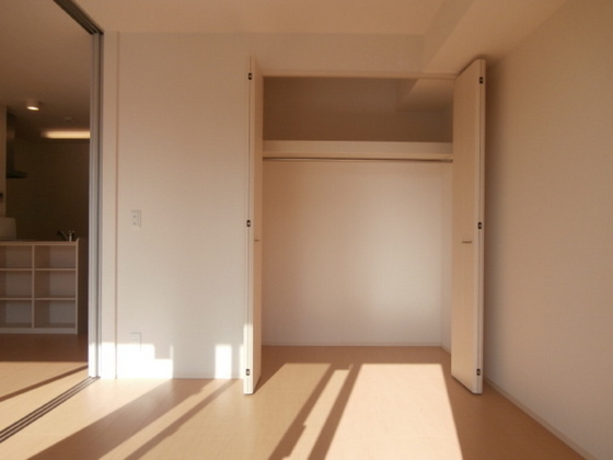 リバーパレスC棟