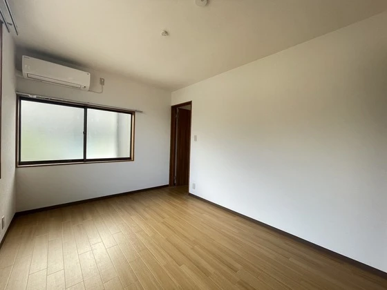 リバーサイド中野東B