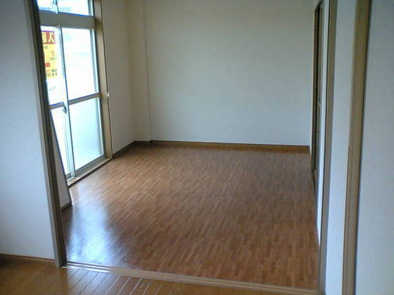 エルディム内田C