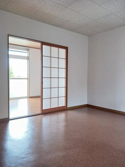 エルディム内田C