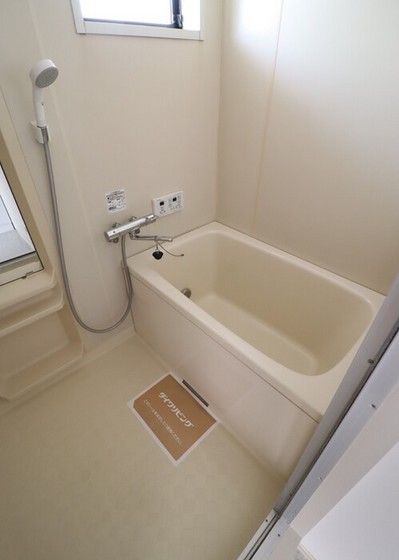 シャンポールききょう A棟