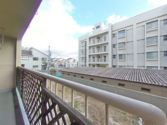 鈴が台団地分譲住宅D棟(鈴が台マンションD棟)