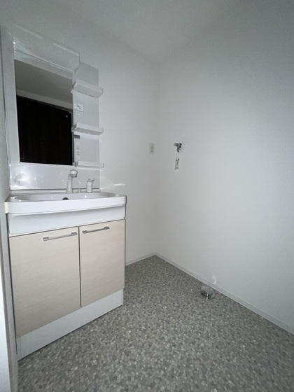 Residential 戸坂駅前