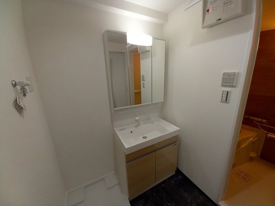 Bonheur平和大通り