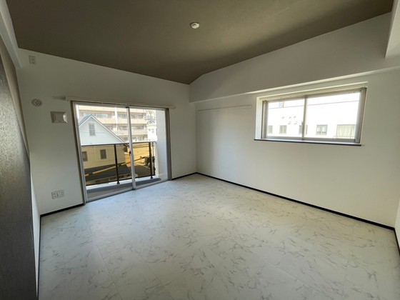 Bonheur平和大通り