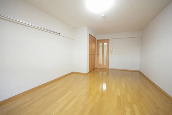 SECONDピアシティー南方