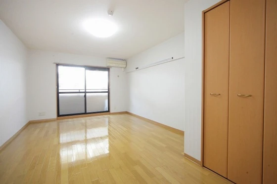 SECONDピアシティー南方