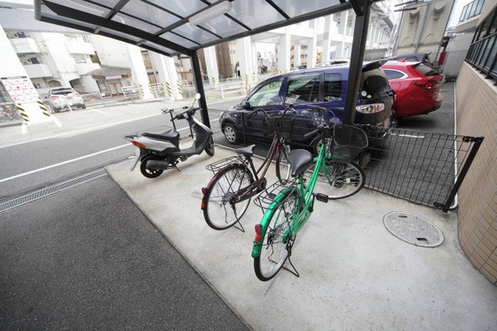 SECONDピアシティー南方