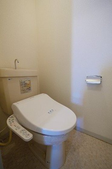 シャンポールながせA棟