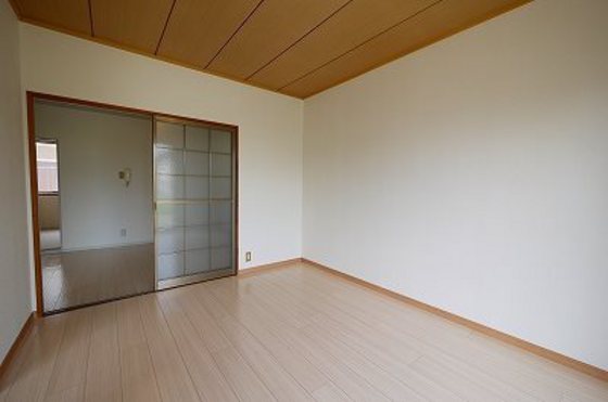 シャンポールながせA棟