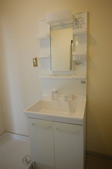 シャンポールながせA棟