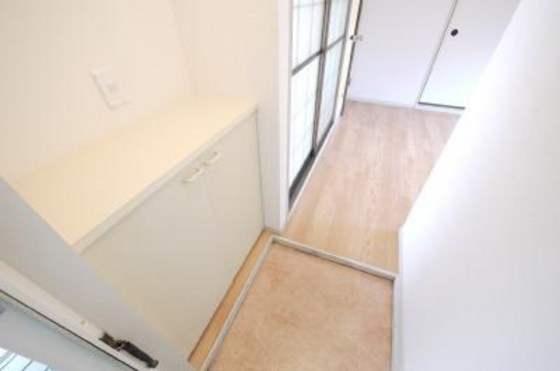 シャンポールながせA棟