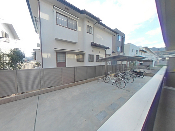 クレシアコート