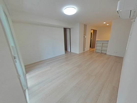 クレシアコート