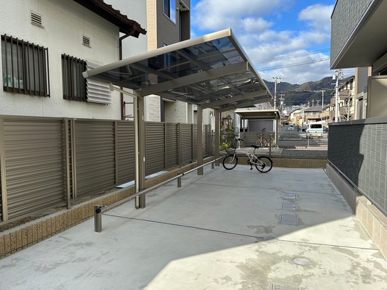 クレシアコート