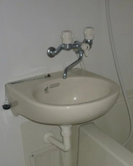 レオパレス凛凛