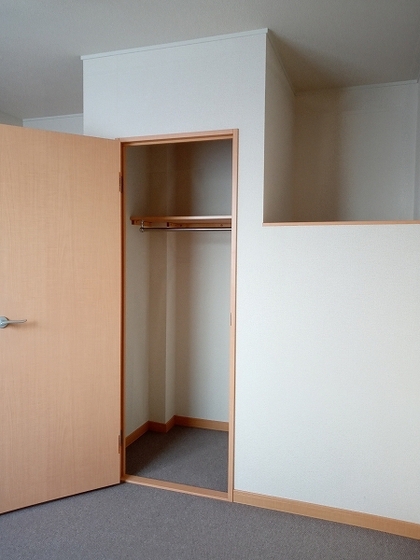 レオパレス福泊A