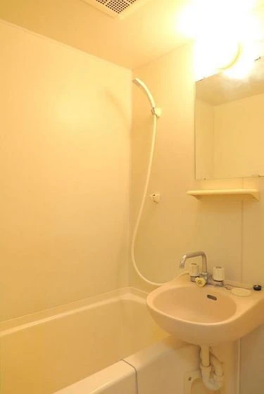 ホーメスト中島 B