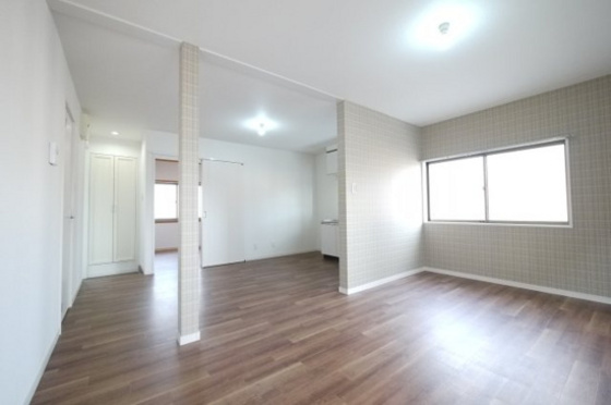 グローバルクレスト