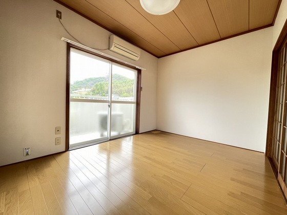 サンサリーレ富原