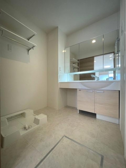 トリシア・ヒナ