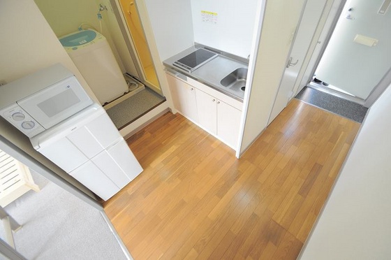 レオパレスアゼリア